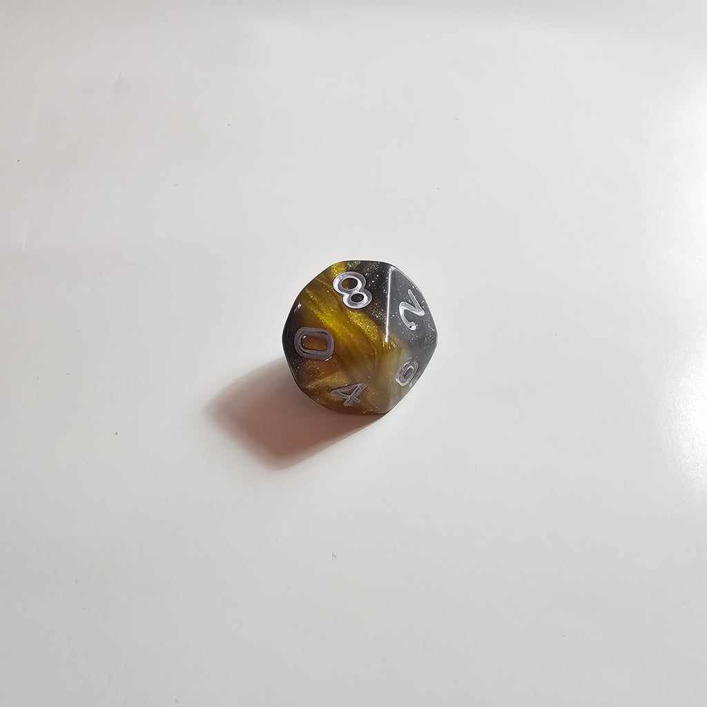 Shadowgold Acrylic Dice Set