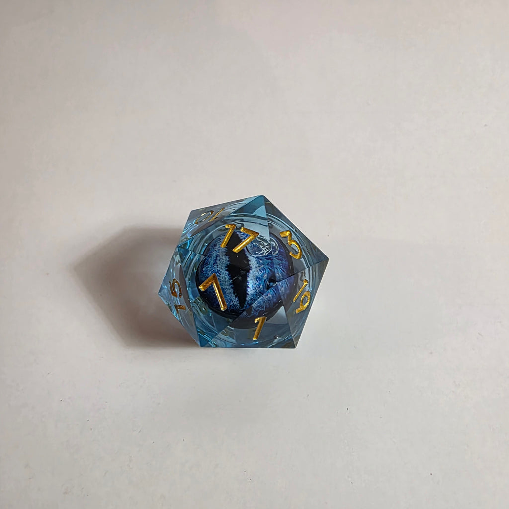 Set di dadi in resina a nucleo liquido Blue Dragon Eyes