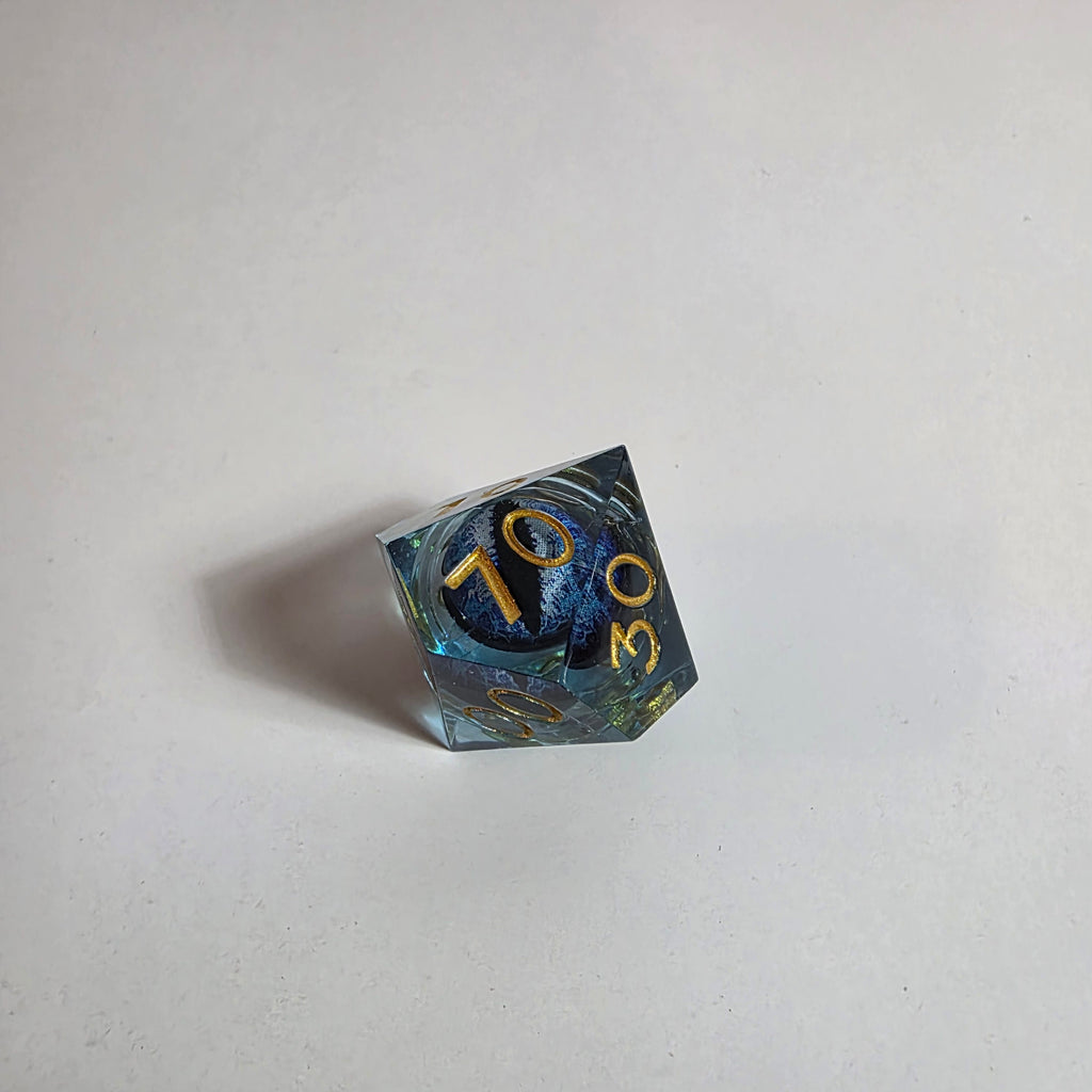 Set di dadi in resina a nucleo liquido Blue Dragon Eyes