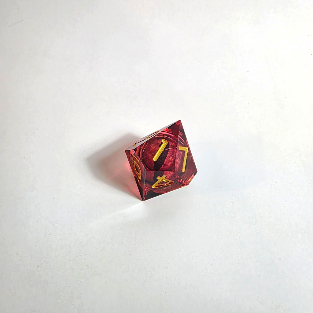 Juego de dados de resina con núcleo líquido Ojo de Dragón Rojo