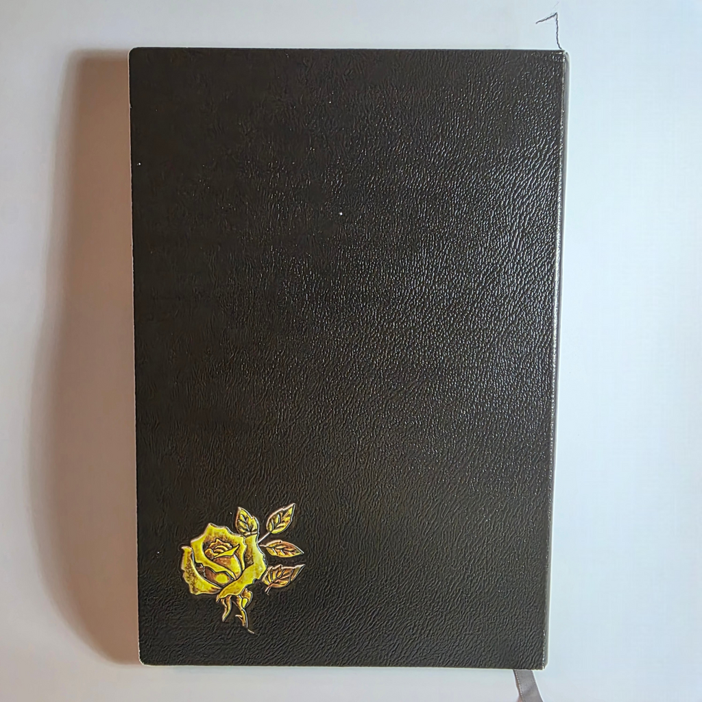 Notizbuch mit buntem Totenkopf