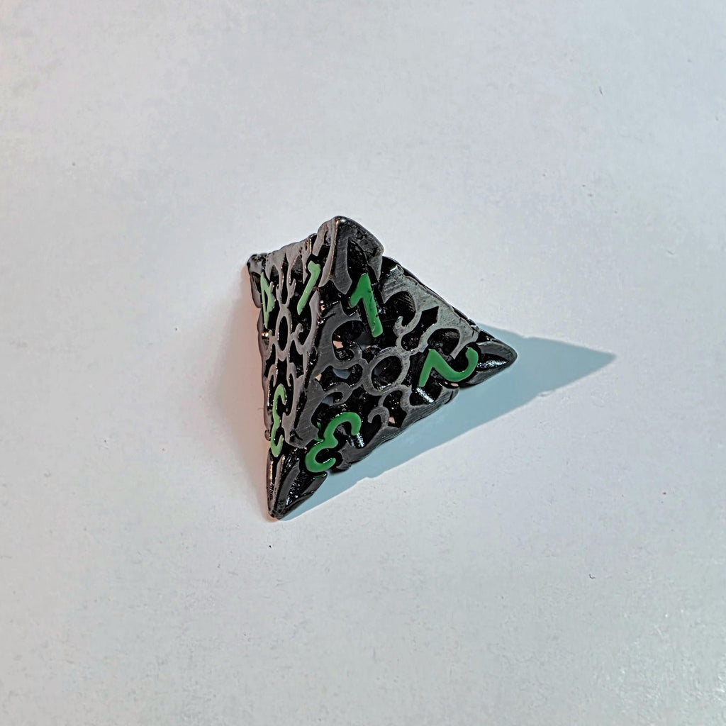 Keltisches Knoten-Würfelset aus grünem Hohlmetall