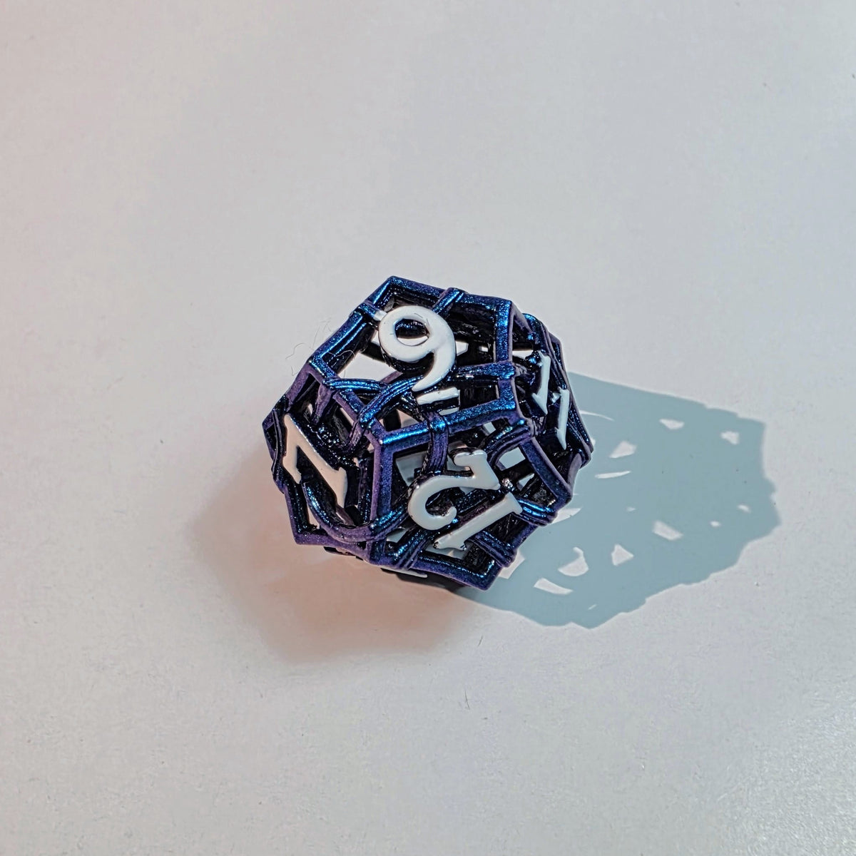 Blaues Elementar-Hohlmetall-Würfelset