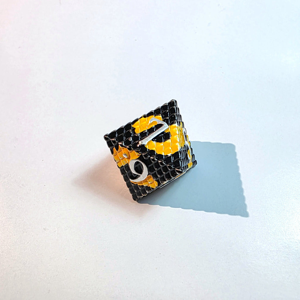 Black Yellow Scale Metal Dice Set