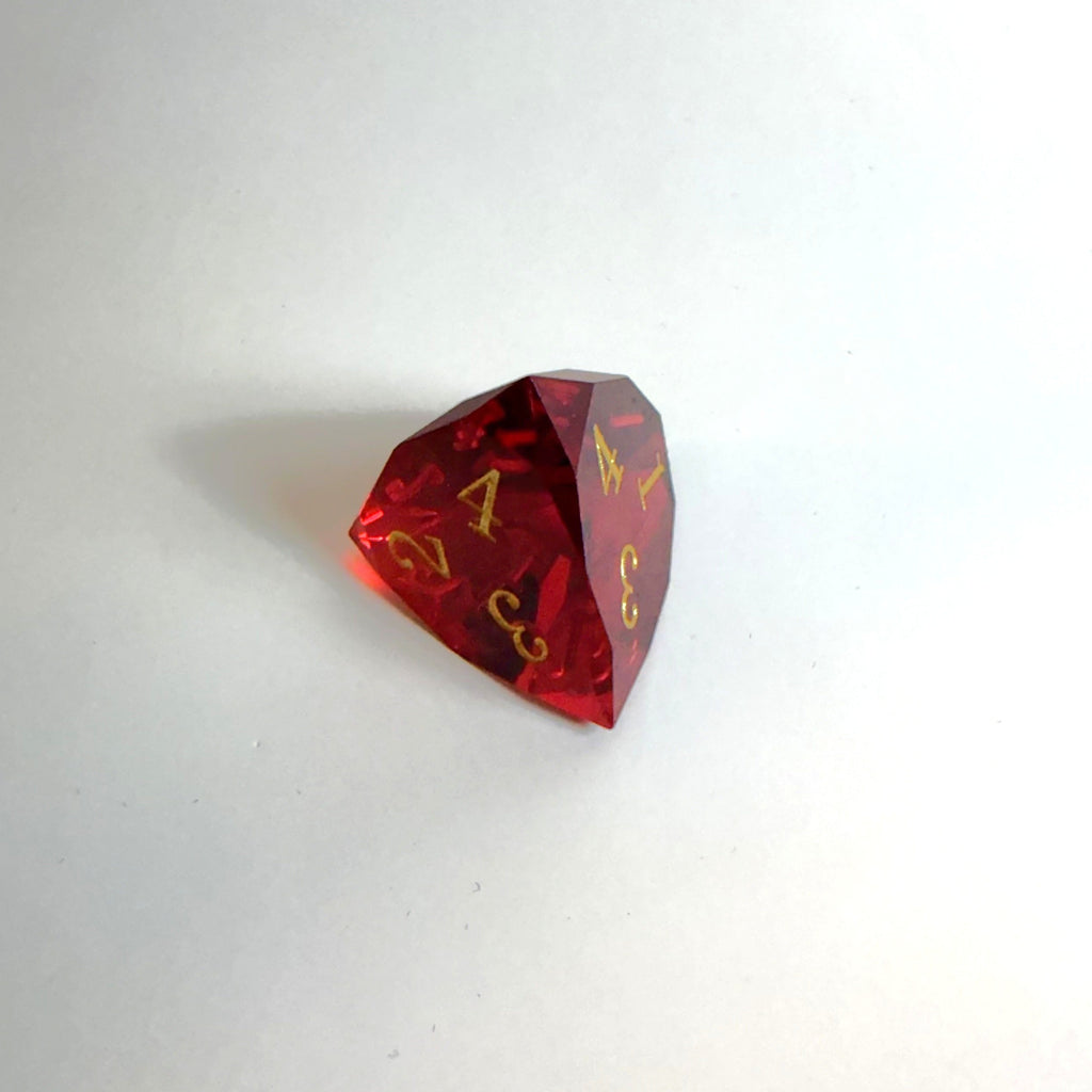 Jeu de dés en résine rouge fait main taille pierre précieuse