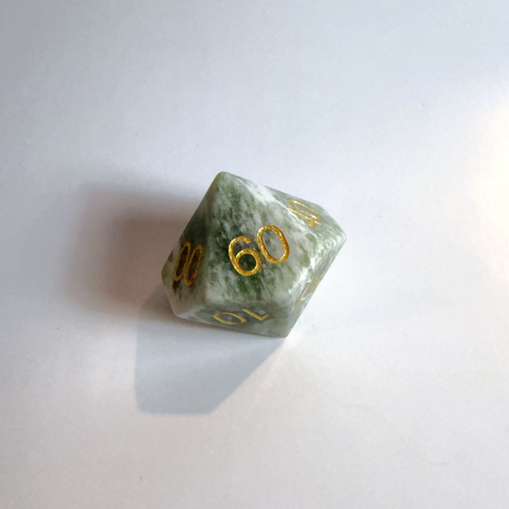 Jade-Edelstein-Würfelset