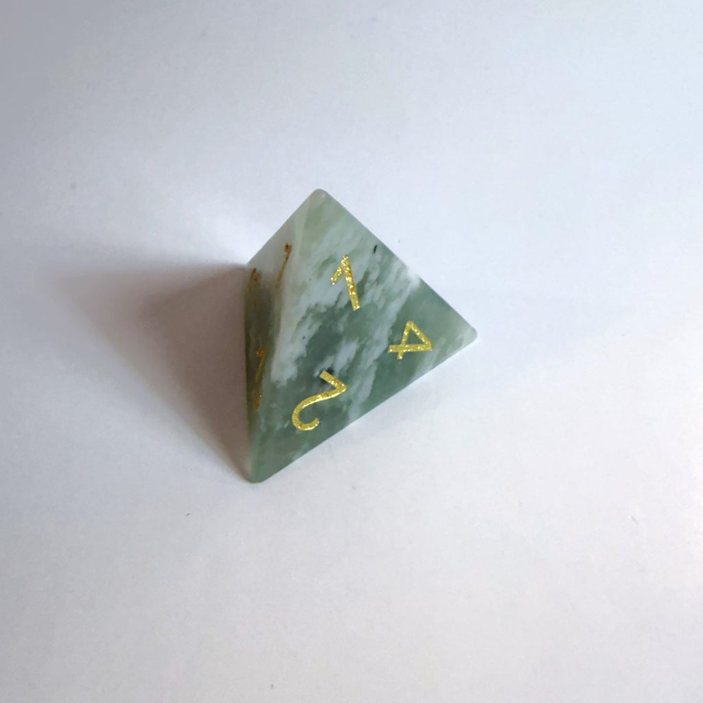 Jade-Edelstein-Würfelset