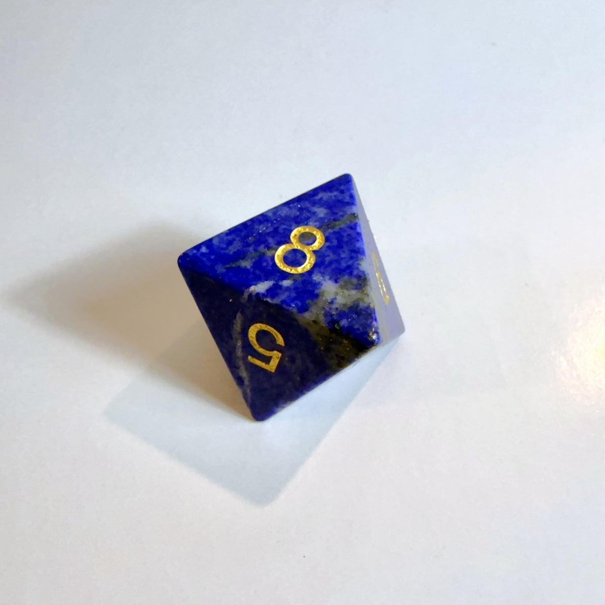Jeu de dés en lapis-lazuli