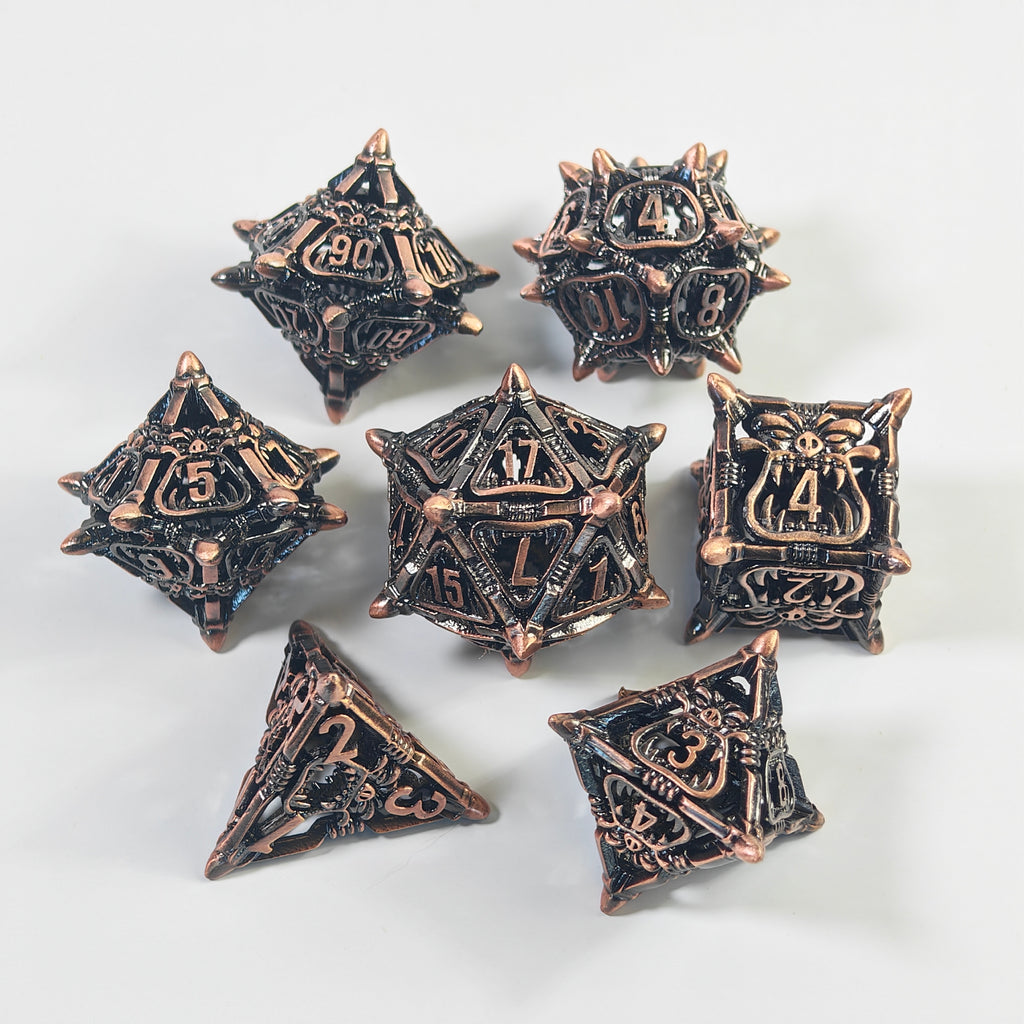 Set di dadi in metallo cavo Snarling Mimic color rame