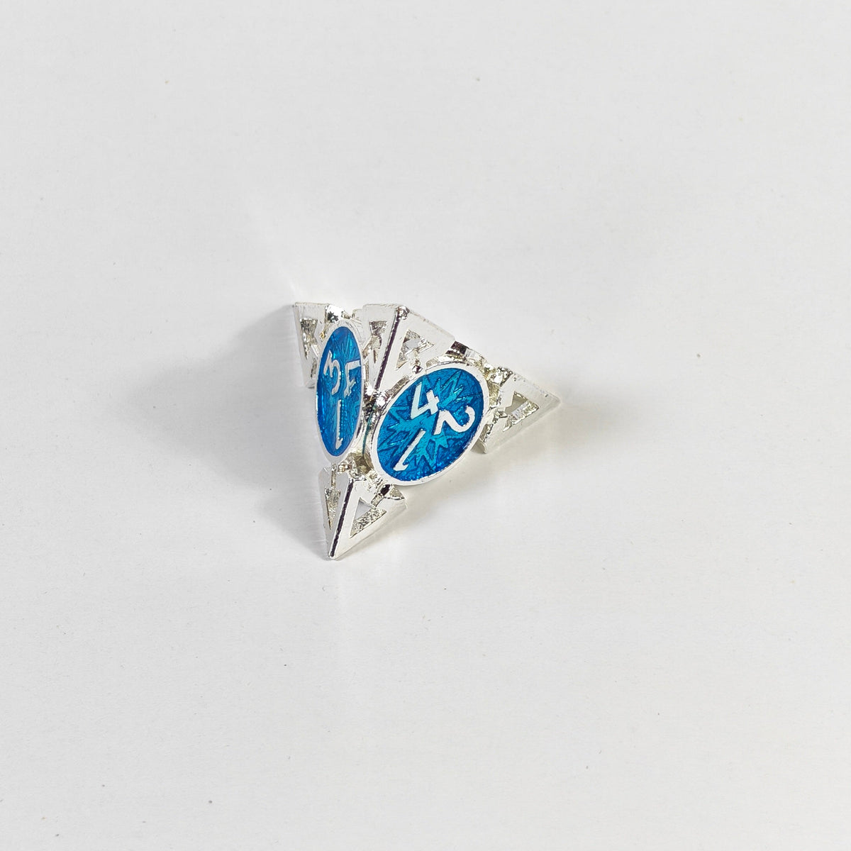 Silber-blaues Pfeil-Hohlmetallwürfel-Set