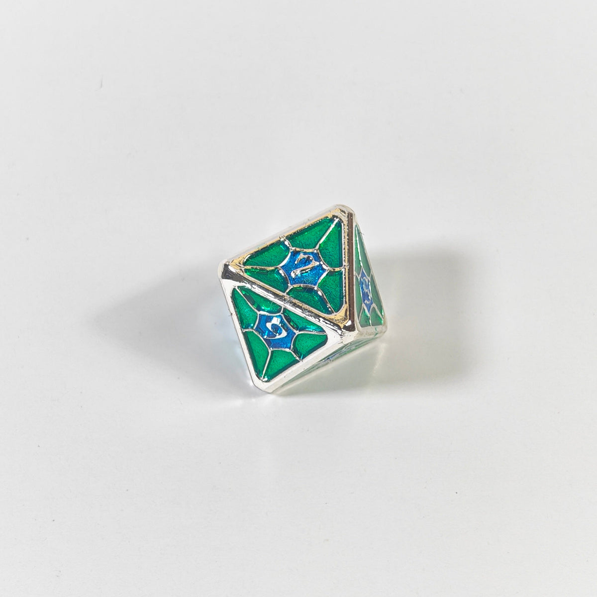 Jeu de dés en métal massif motif toile d'araignée bleu-vert