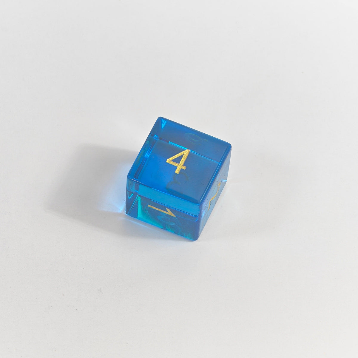 Blaues K9-Glaswürfel-Set