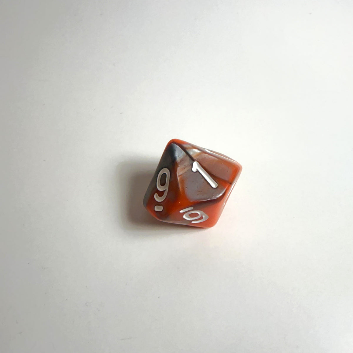 Set di dadi in acrilico pietra lavica