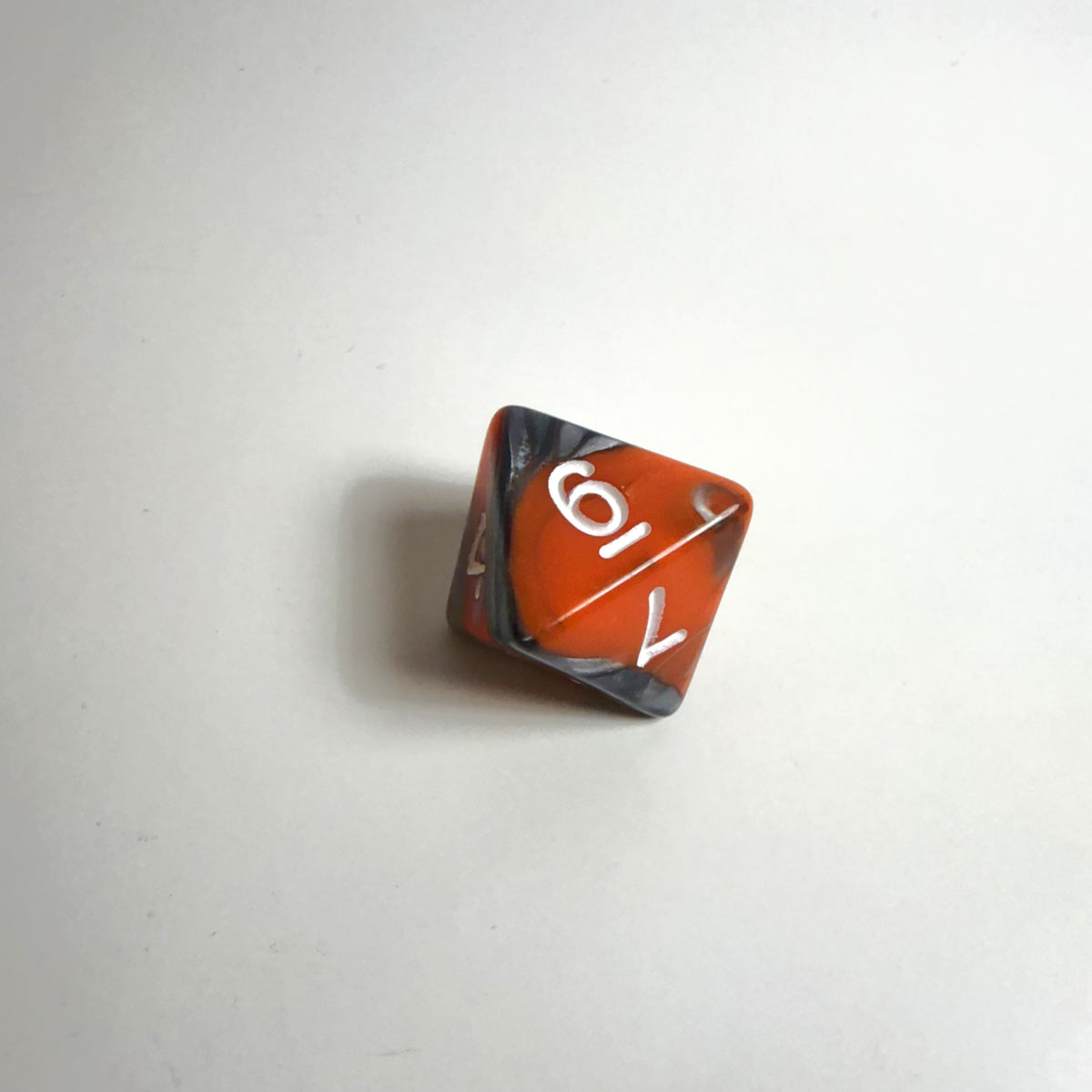 Jeu de dés en acrylique pierre de lave