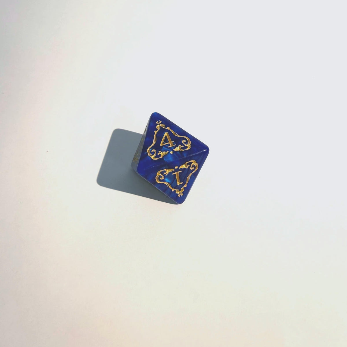 Royal Blue Mystic Acryl-Würfelset