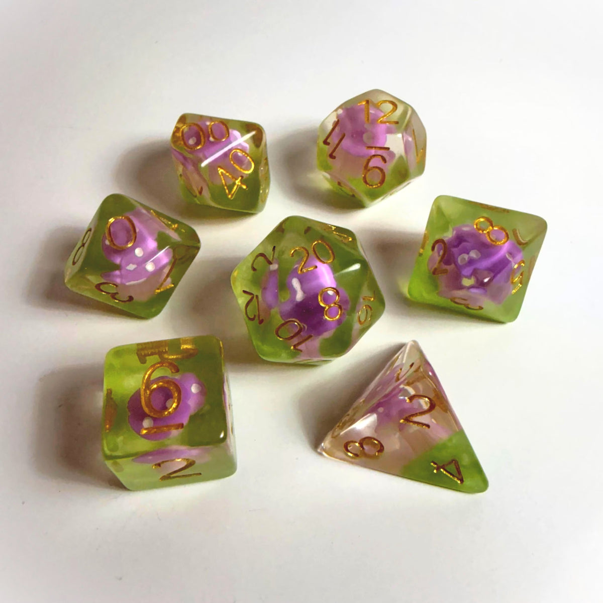 Set di dadi in acrilico fungo viola